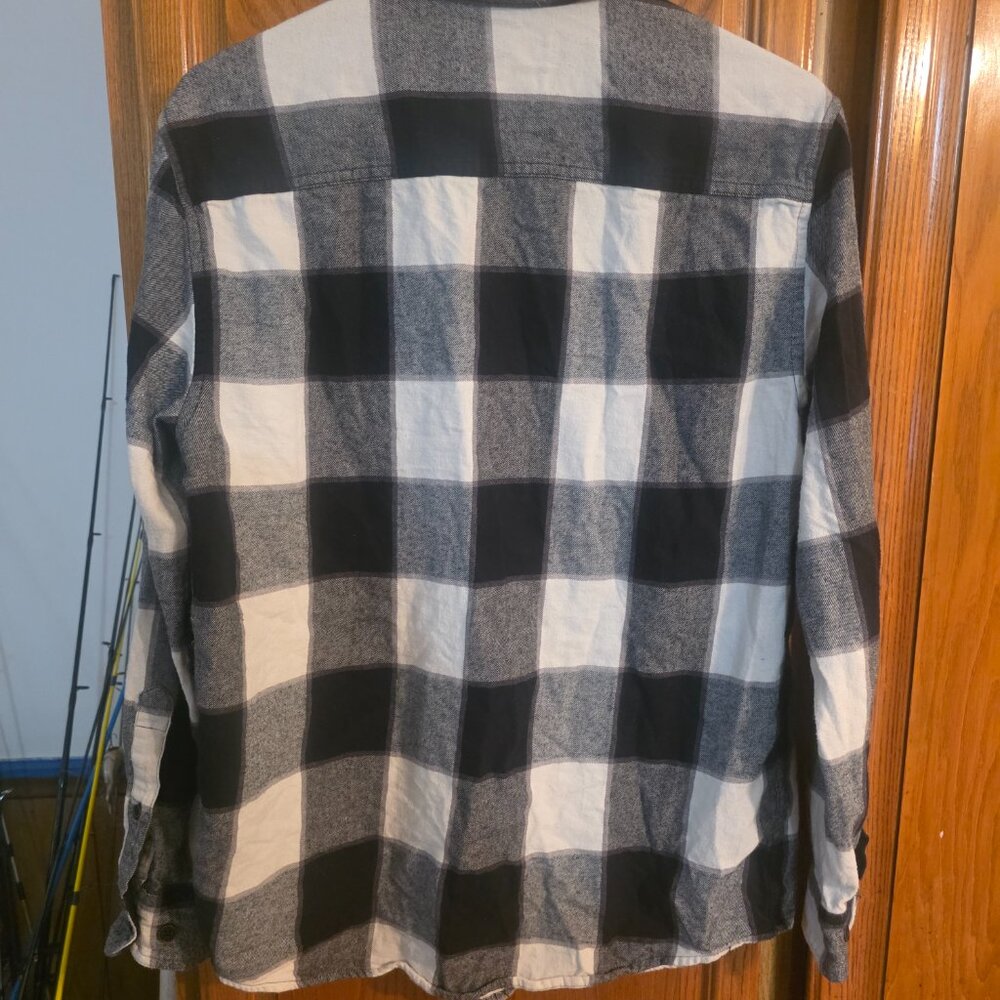 Urban Pipeline Ultimate Flannel Shirt Awesomely Soft Black & White Plaid Men's S - Picture 4 of 4